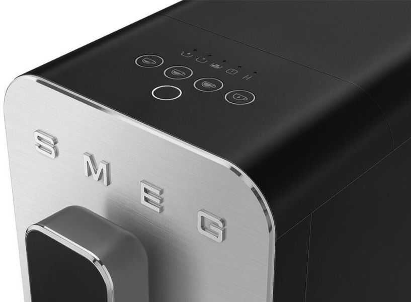 Кавомашина автоматична Smeg Coffee Machine Black BCC11BLMEU фото
