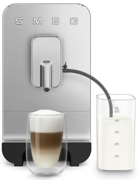 Кавомашина автоматична Smeg Coffee Machine With A Milk System Black BCC13BLMEU фото